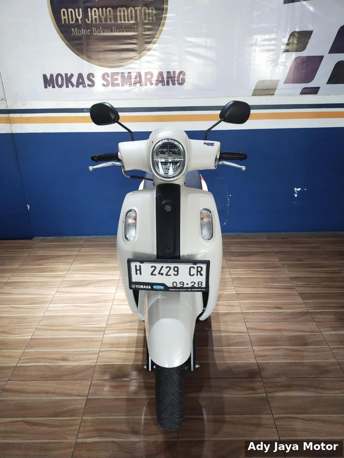YAMAHA FAZZIO NEO HYBRID 2023